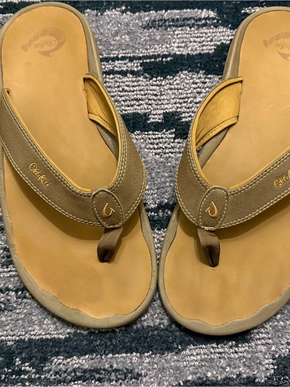 Olukai Men's Tan Leather Flip Flop Sandals. Size 14